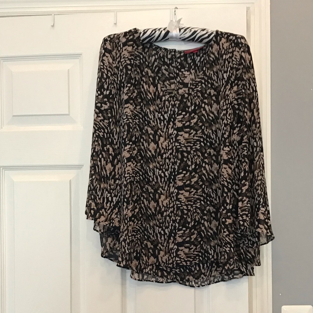 NWOT Flowy Dress top